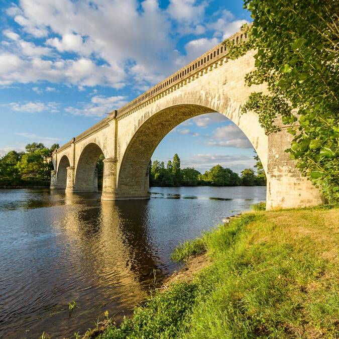 Ancien pont de chemin de fer ©Guillaume Hareux